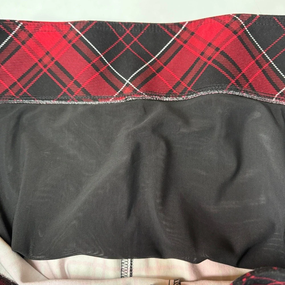 Torrid Pants Womens 4XL Red Black Plaid Pixie Pull‎ On Plus Size Stretch Holiday
